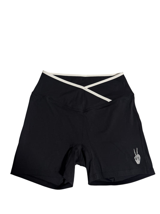 Black cross waist shorts