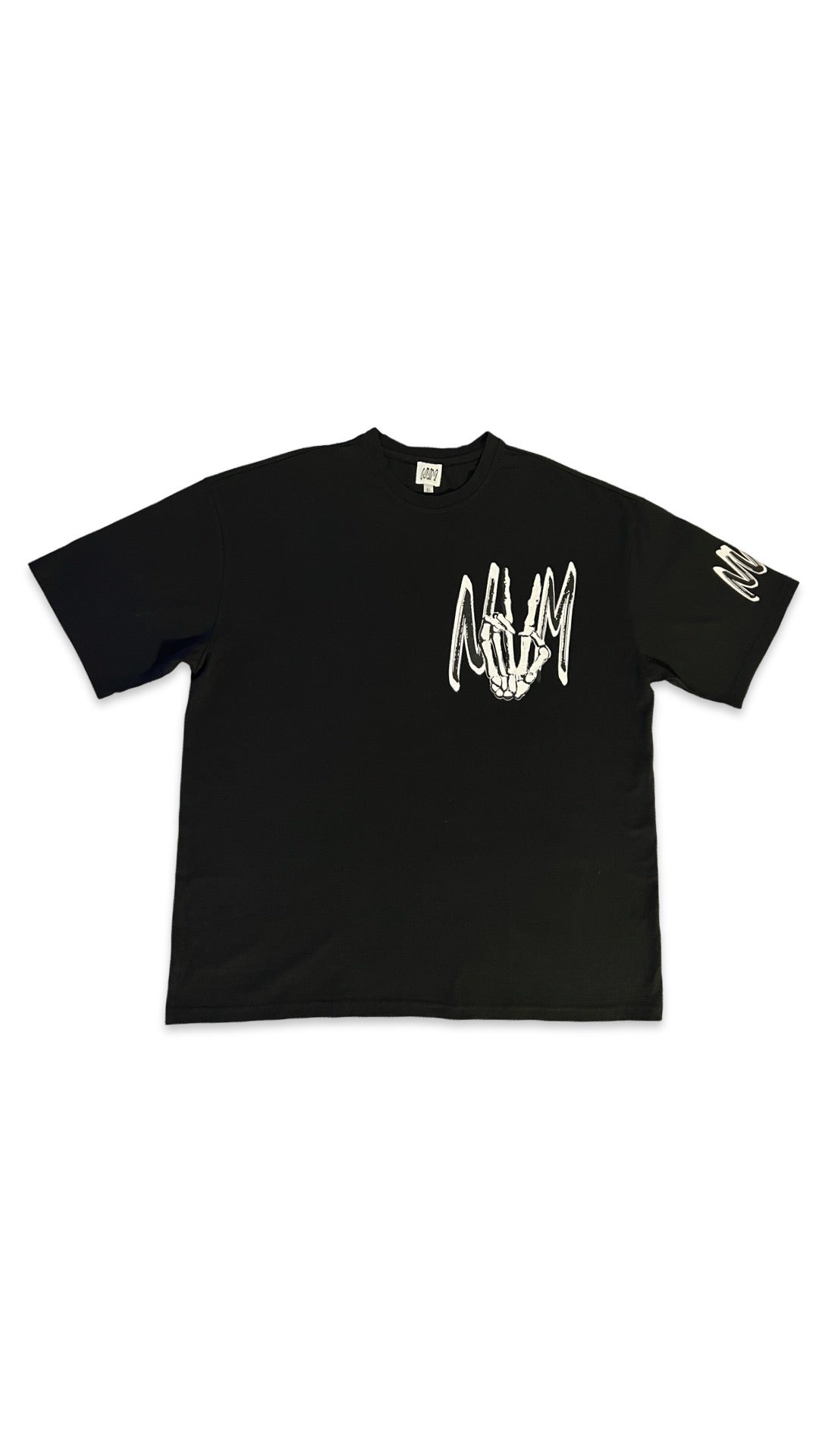 (Szn1) black T-shirt
