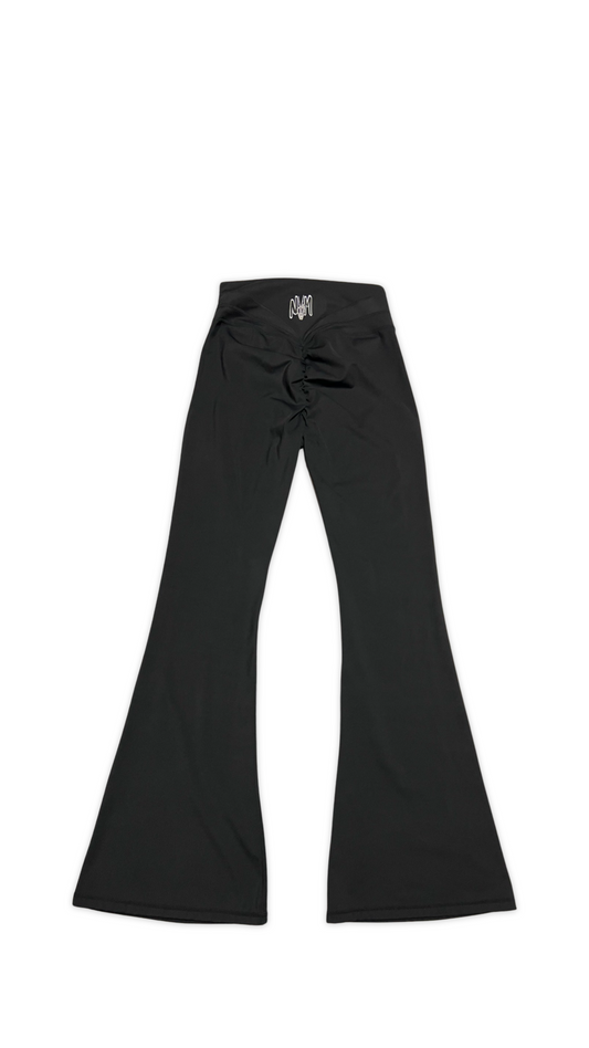 (Szn2) black flared leggings - NVM/Nevamind